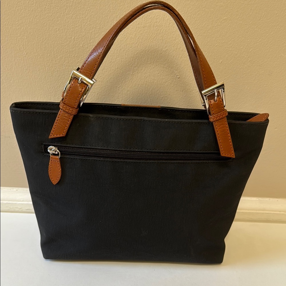 Bundle two Missco handbags for the price of one - Picture 12 of 16